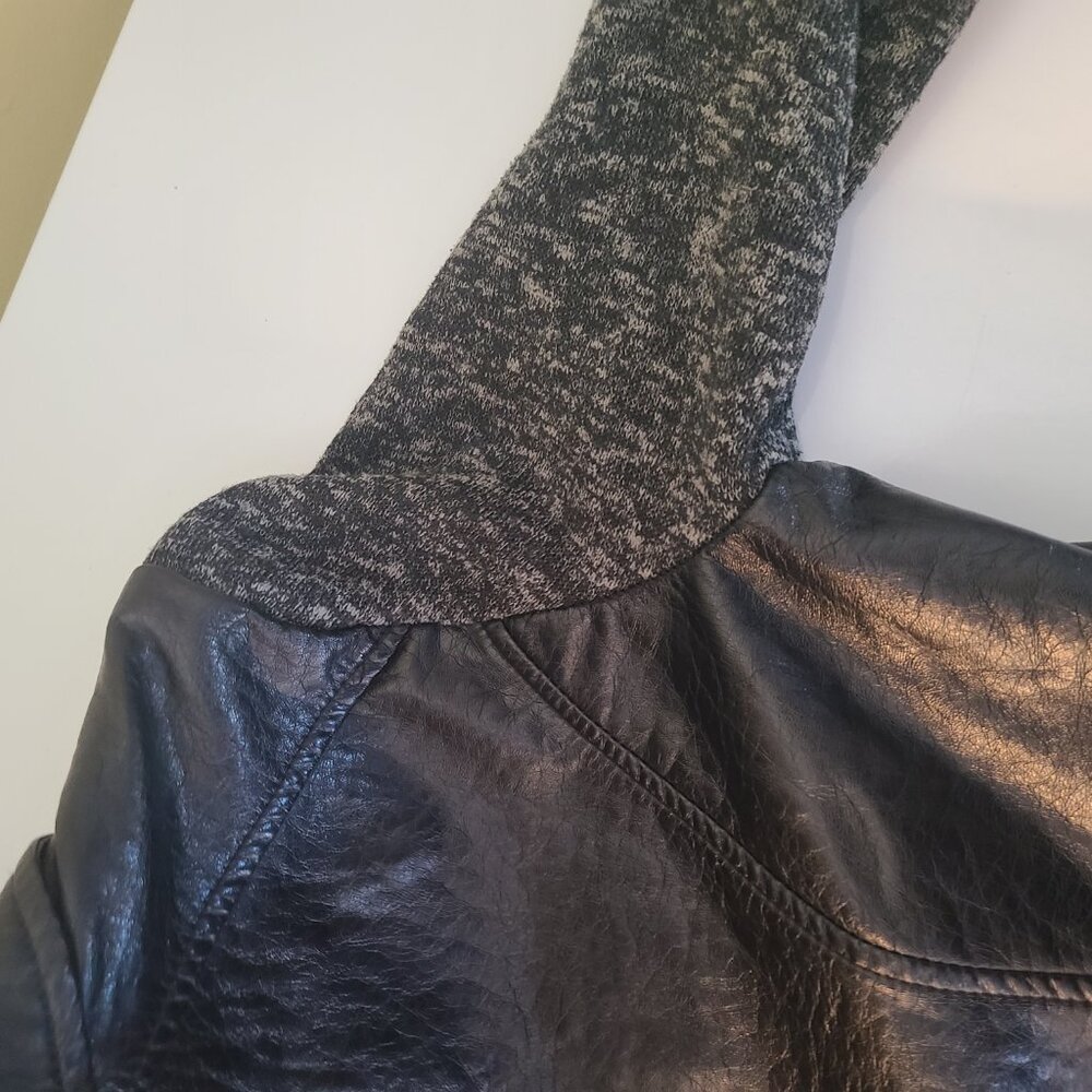 Fake leather jacket - Picture 4 of 4